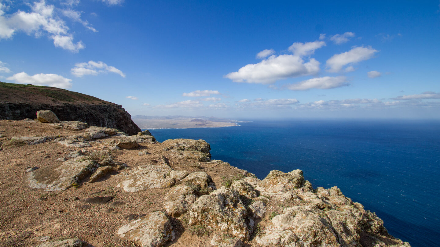 Blick vom Guinate Höhenwanderweg zum Sandgebiet El Jabe