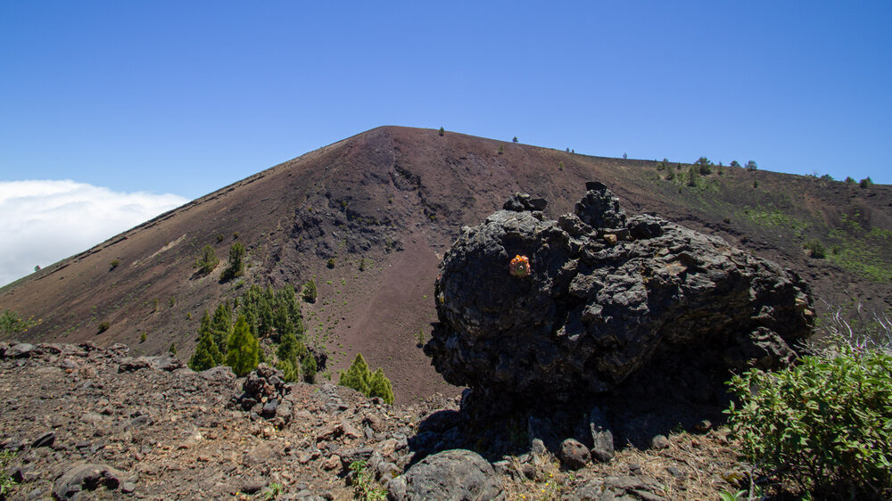 Blick zum Gipfel des Pico Birigoyo Blick zum Gipfel des Pico Birigoyo
