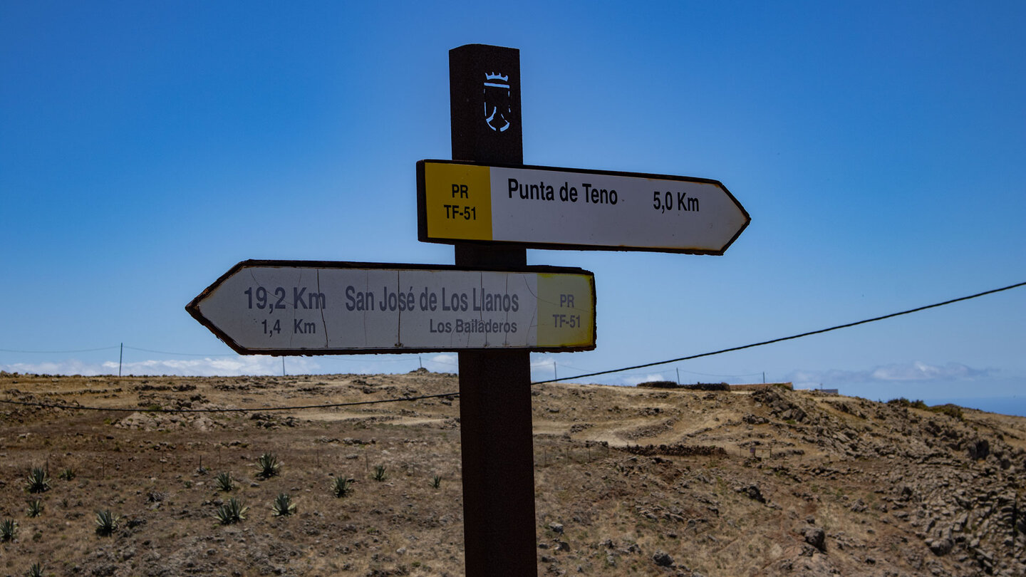 Wegweiser zum Wanderweg PR-TF 51 zwischen Teno Alto und Punta de Teno