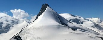Gipfel des Strahlhorns in den Walliser Alpen