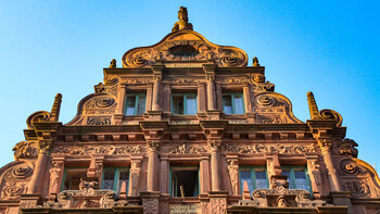 Fassade am Haus zum Ritter in Heidelberg