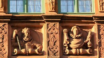 Fassadendetail - Haus zum Ritter in Heidelberg