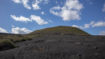 der Vulkan Montaña de Juan Bello im Zentrum von Lanzarote