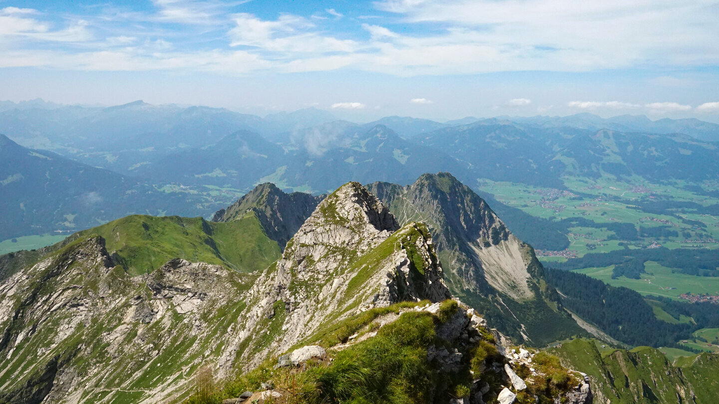 Blick vom Nebelhorn auf Gundkopf und Gaisalphorn und Rubihorn
