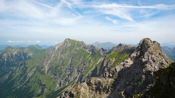 Blick vom Nebelhorn auf Wengenköpfe und Großen Daumen