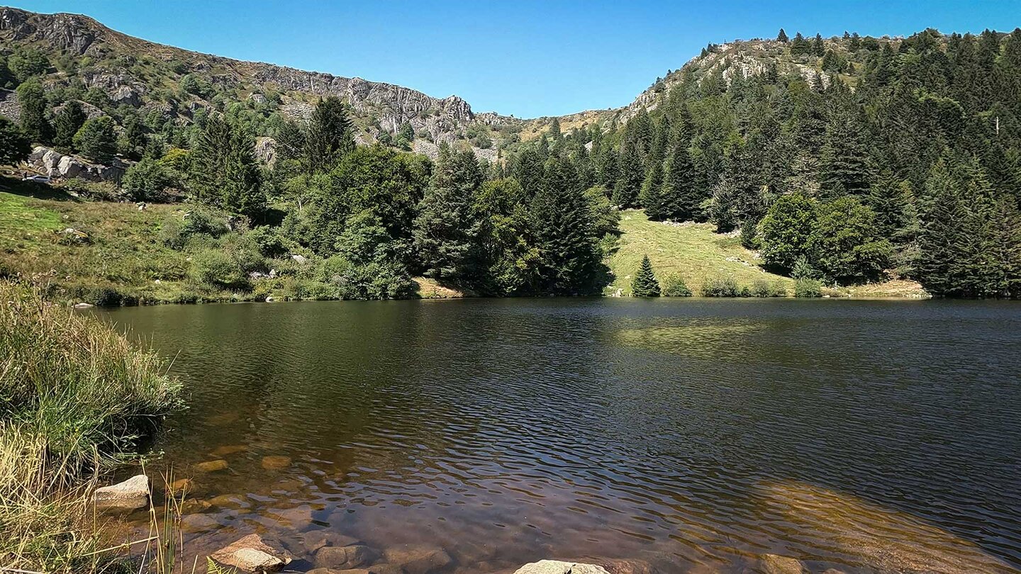 Blick über den Forellensee Lac du Forlet Lac du Forlet