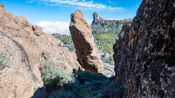 Route zum Montaña del Aserrador durch eine Felsschlucht