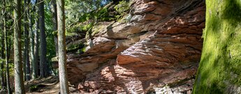 Wanderweg entlang des Schlüsselfels