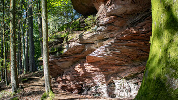 Wanderweg entlang des Schlüsselfels