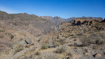 Blick über die Soria-Schlucht zum Roque Nublo