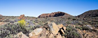 der Wanderweg 1 La Fortaleza führt durch eine hügelige mit Bimssteinandschaft