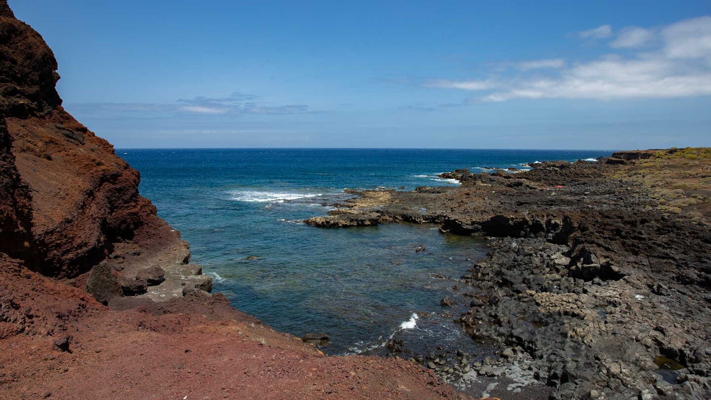 Blick entlang der Küste an der Punta de Teno
