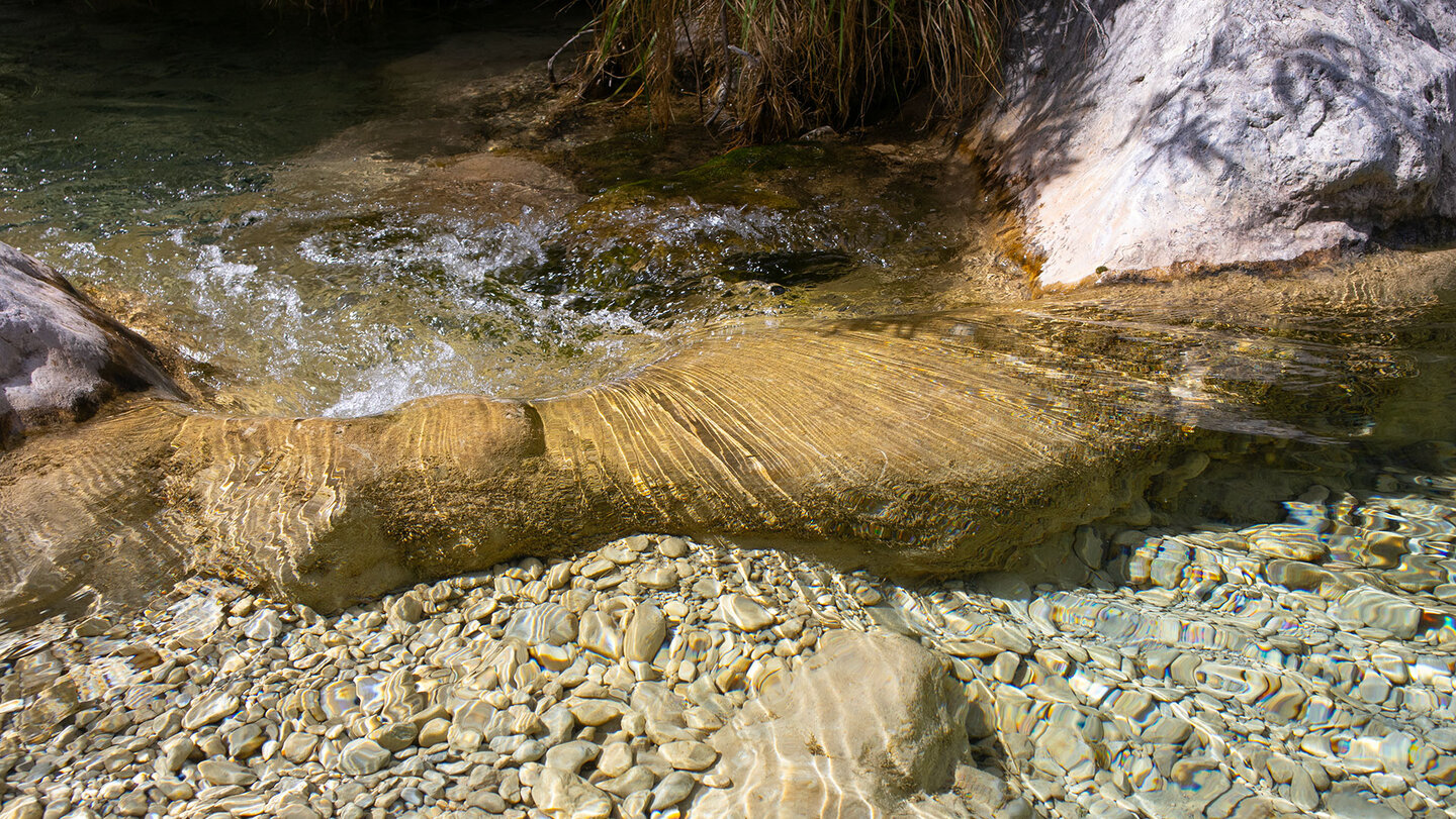 Wandern im Bachlauf des Rio Verde Wandern im Bachlauf des Rio Verde