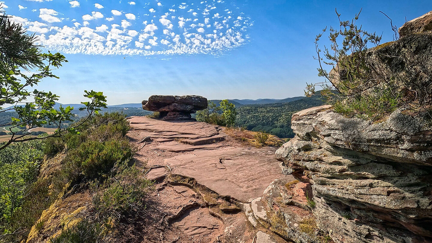 Aussichtspunkt auf den Geiersteinen bei Lug