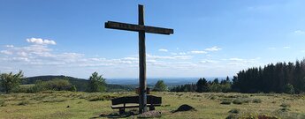 Gipfelkreuz am Gackerstein