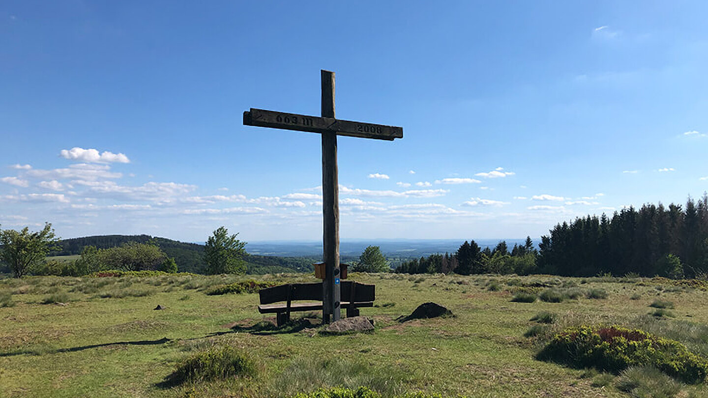 Gipfelkreuz am Gackerstein