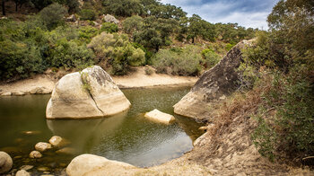 die Wasserbecken des Río Hozgarganta laden zum Baden ein