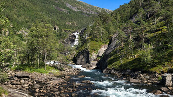 Stromschnellen am Kinso