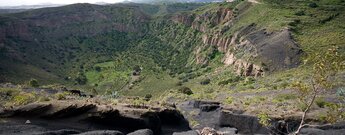 Lavaformationen an der Caldera de Bandama auf Gran Canaria