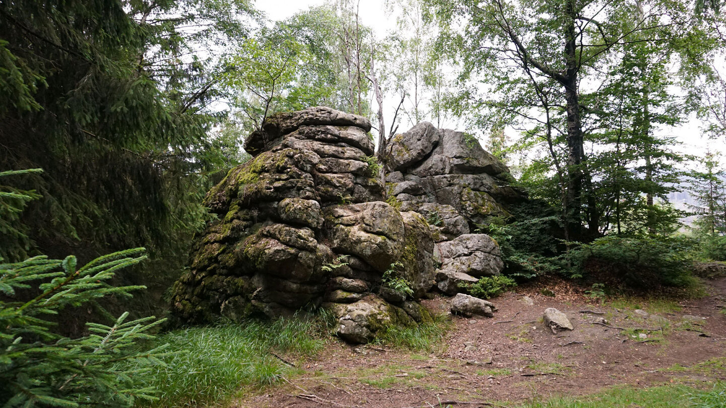 Felsenformationen am Barenberg im Naturpark Harz