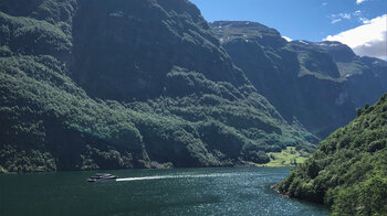 Fährschiff auf dem Nærøyfjord