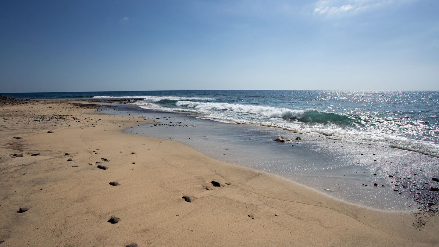 brandender Ozean an der Playa de las Salinas