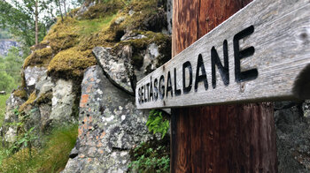 Wegweiser am Bergenske Postvegen