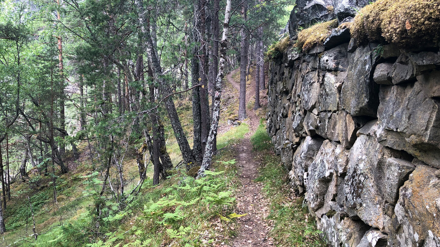 der Wanderweg auf dem Bergenske Postvegen Wanderweg auf dem Bergenske Postvegen