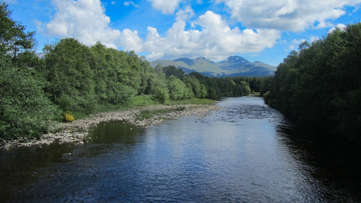River Fillan wird überquert River Fillan wird überquert