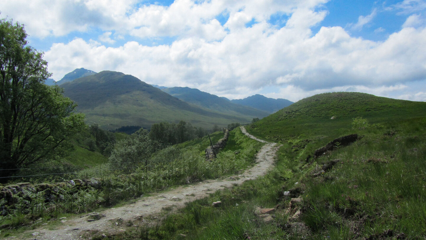 der West Highland Way führt über eine alte Militärstraße West Highland Way auf der alten Militärstraße