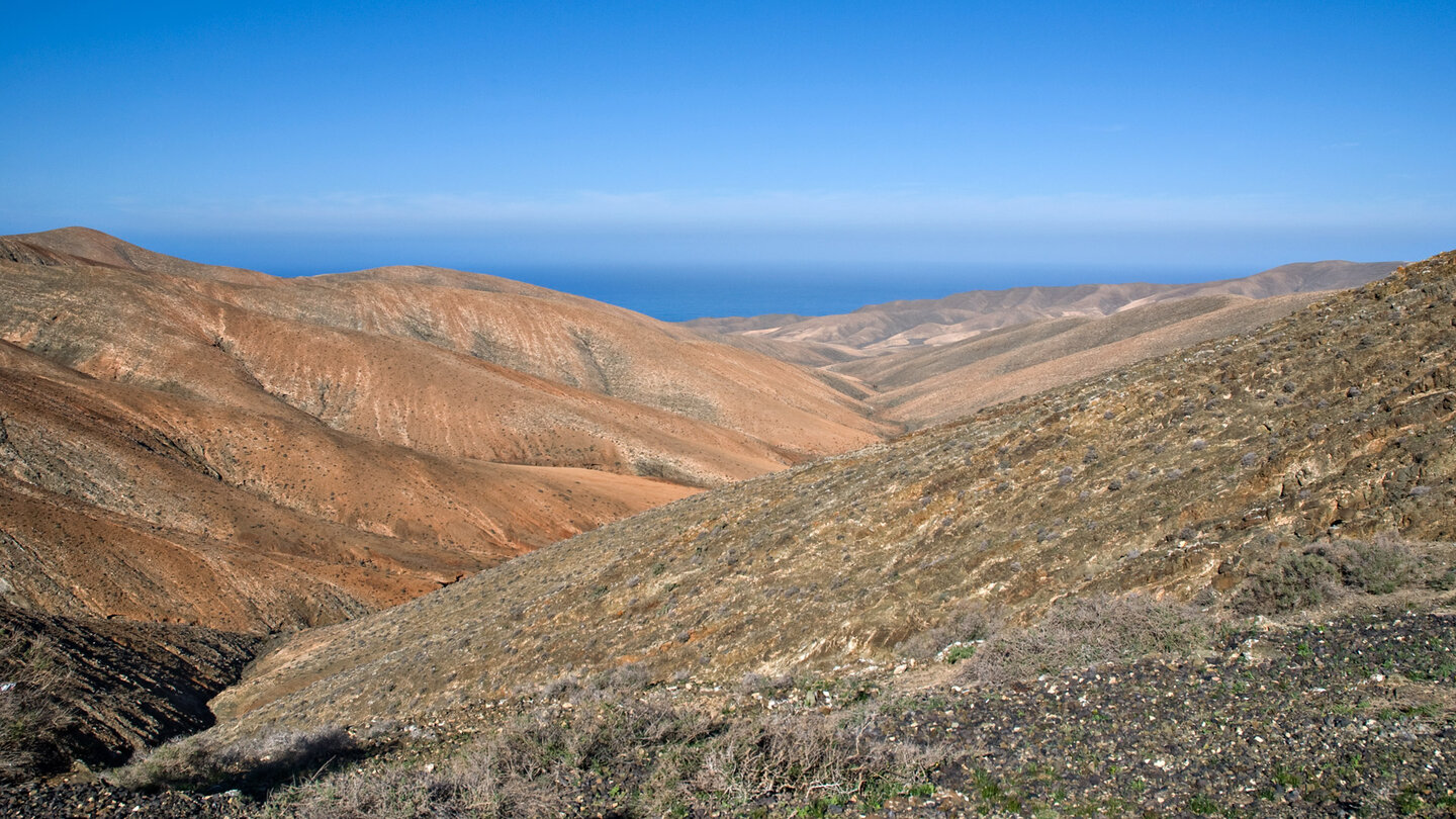 Blick in den Barranco Valle de la Fuente von der Degollada del Viento auf Fuerteventura Blick in den Barranco Valle de la Fuente von der Degollada del Viento auf Fuerteventura