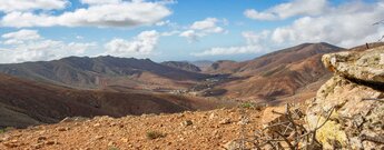 die Wanderung bietet Panoramablicke über den Naturpark Betancuria und Las Peñitas