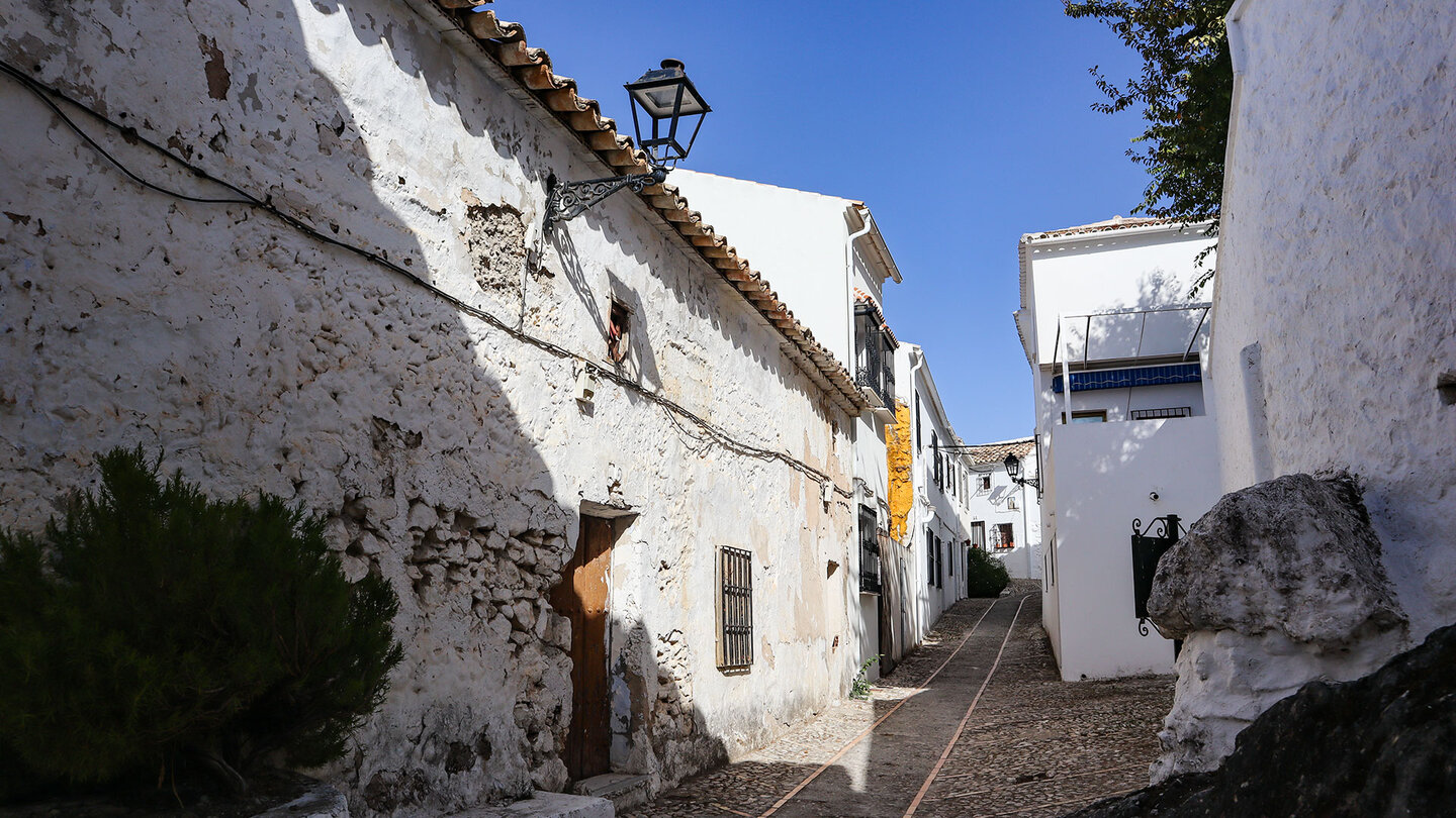 Gassen in Zuheros einem der weißen Dörfer Andalusiens