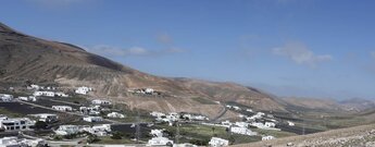 Femés liegt auf einer Hochebene im Ajaches-Massiv auf Lanzarote