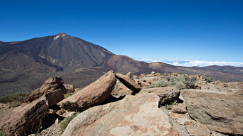Ausblick zum Teide vom Gipfel des Guajara