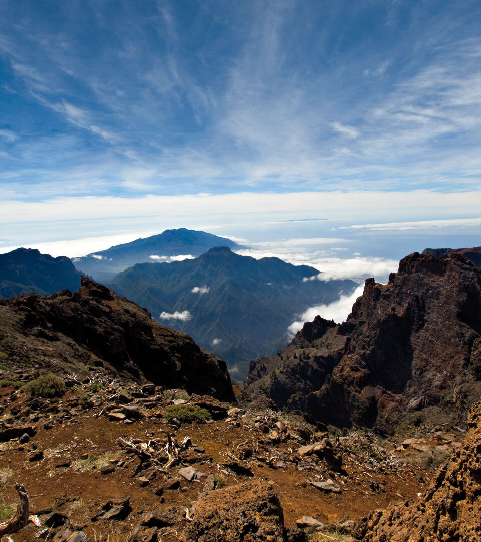 Panoramablick vom Roque de Los Muchachos auf den Pico Pejenado und die Cumbre Vieja