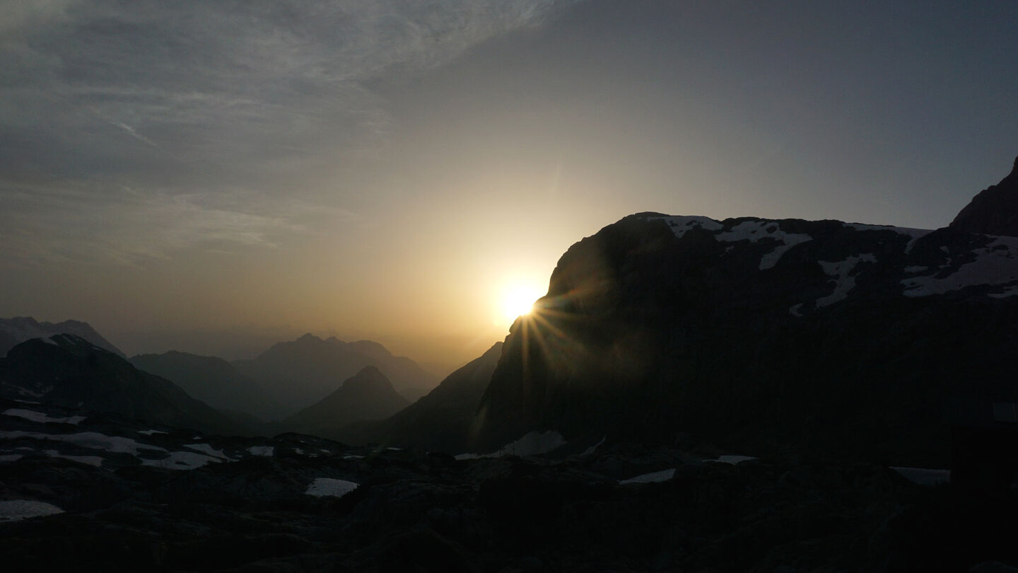 stimmungsvoller Blick zum Kleinen Hundstod bei Sonnenuntergang Blick zum Kleinen Hundstod bei Sonnenuntergang