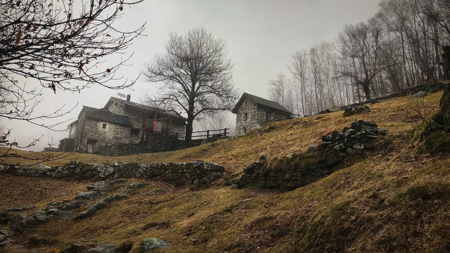 Blick zur Siedlung Cassinella Blick zur Siedlung Cassinella
