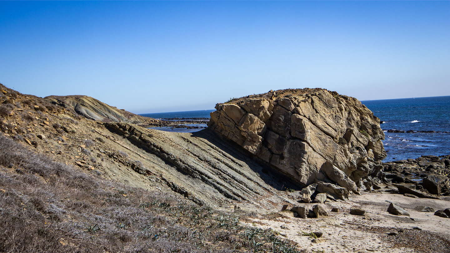 Flysch Felsformationen - Die Bezeichnung „Flysch“ beschreibt Schichten, die abrutschen