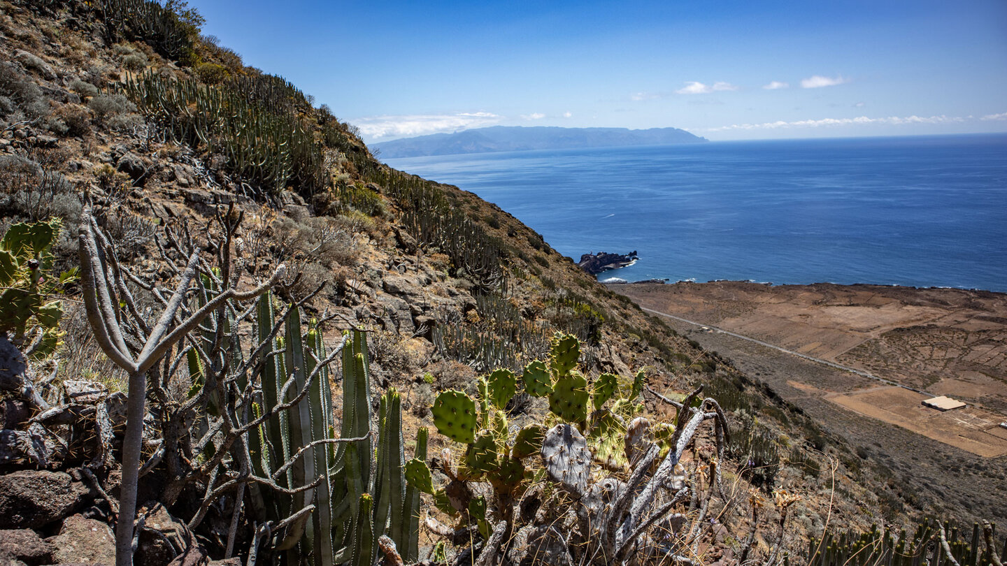 Blick zum Ausgangspunkt der Wanderung an der Punta de Teno