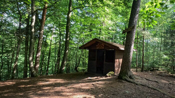 die Gipfelstürmerhütte am Rodalber Felsenwanderweg