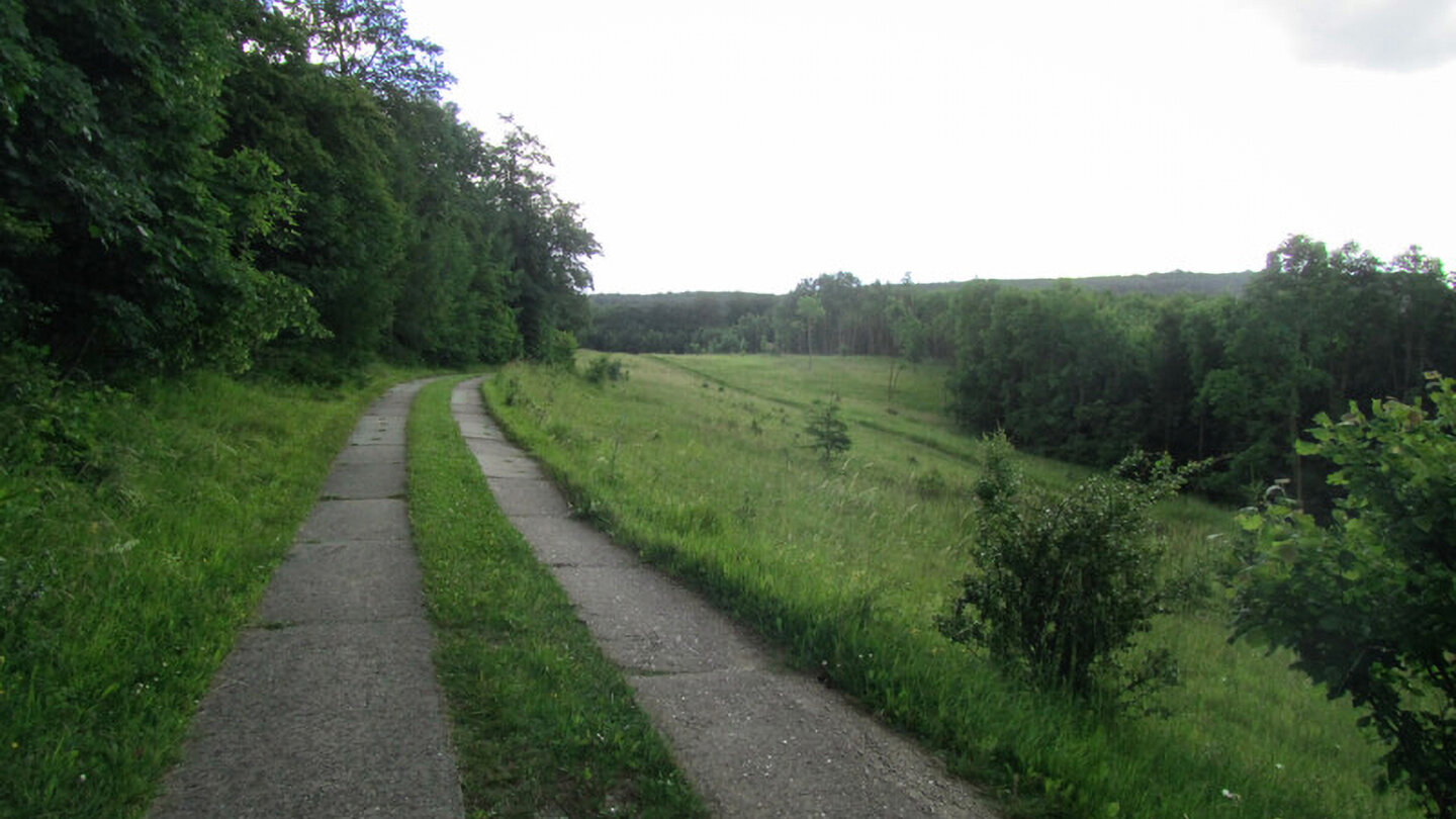 befestigter Fahrweg