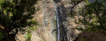 der spektakuläre Wasserfall Cascada de Desfondada