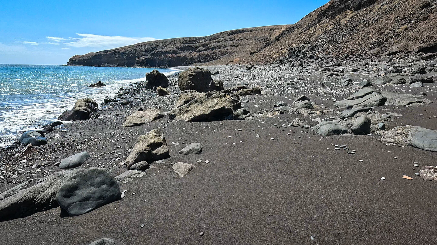 Blick entlang der Playa del Parrado