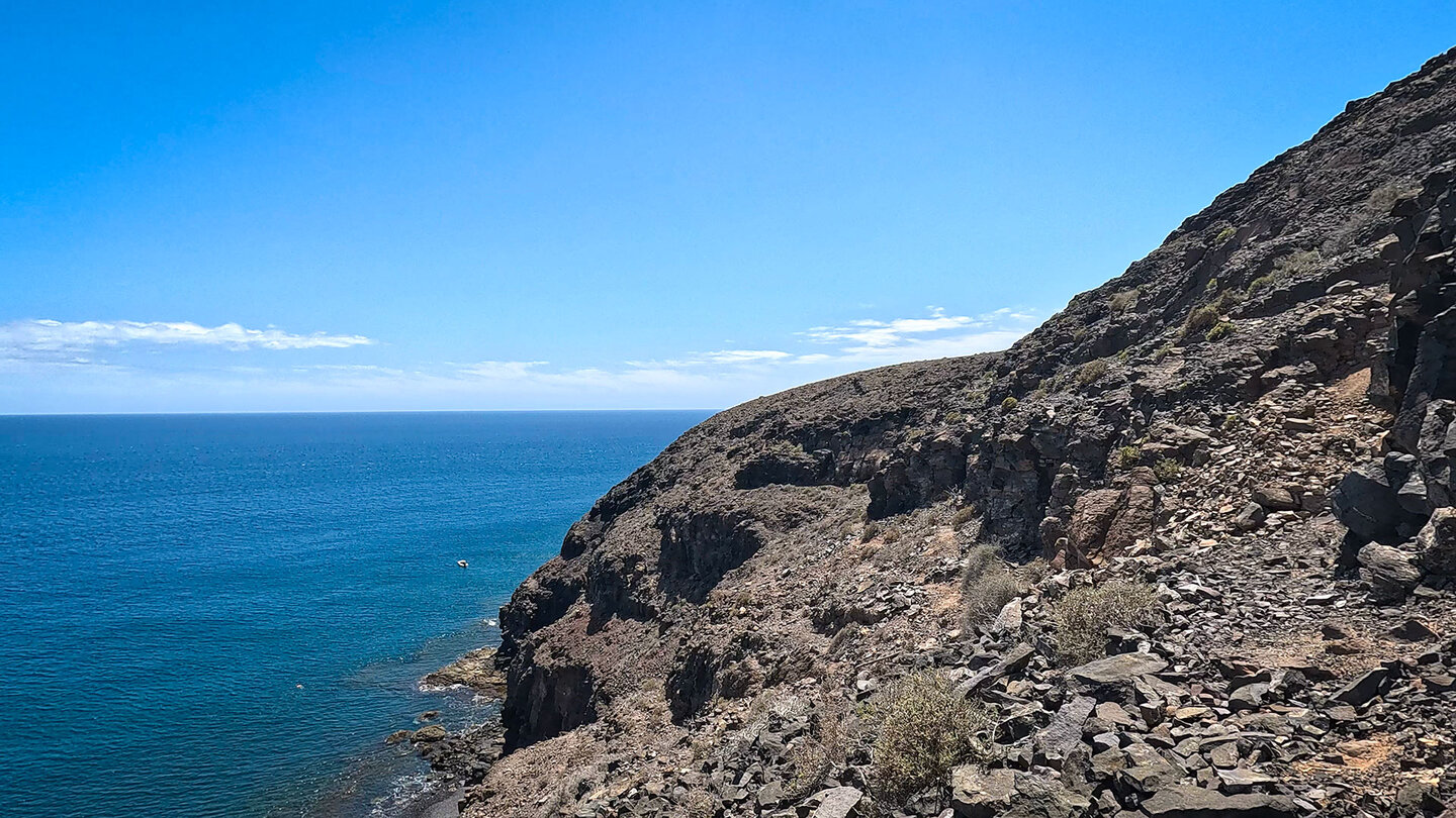 Aufstiegspfad oberhalb der Playa del Parrado