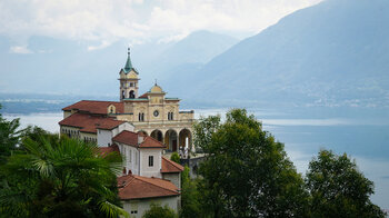 Wallfahrtskirche Madonna del Sasso im Tessin