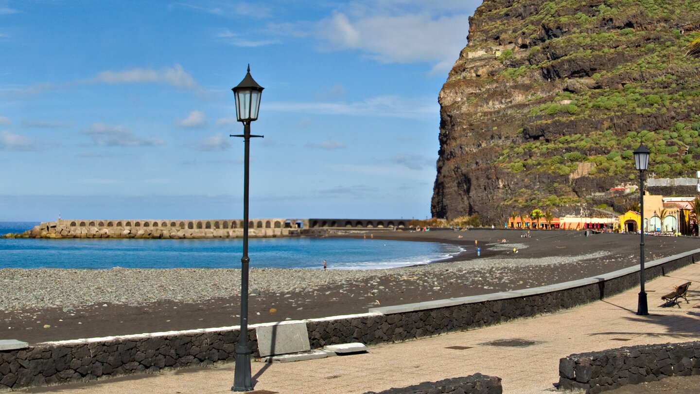 der Playa del Puerto bei Puerto de Tazacorte auf La Palma der Playa del Puerto bei Puerto de Tazacorte