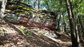 Buntsandsteinformation am Kahlenberg im Dahner Felsenland.