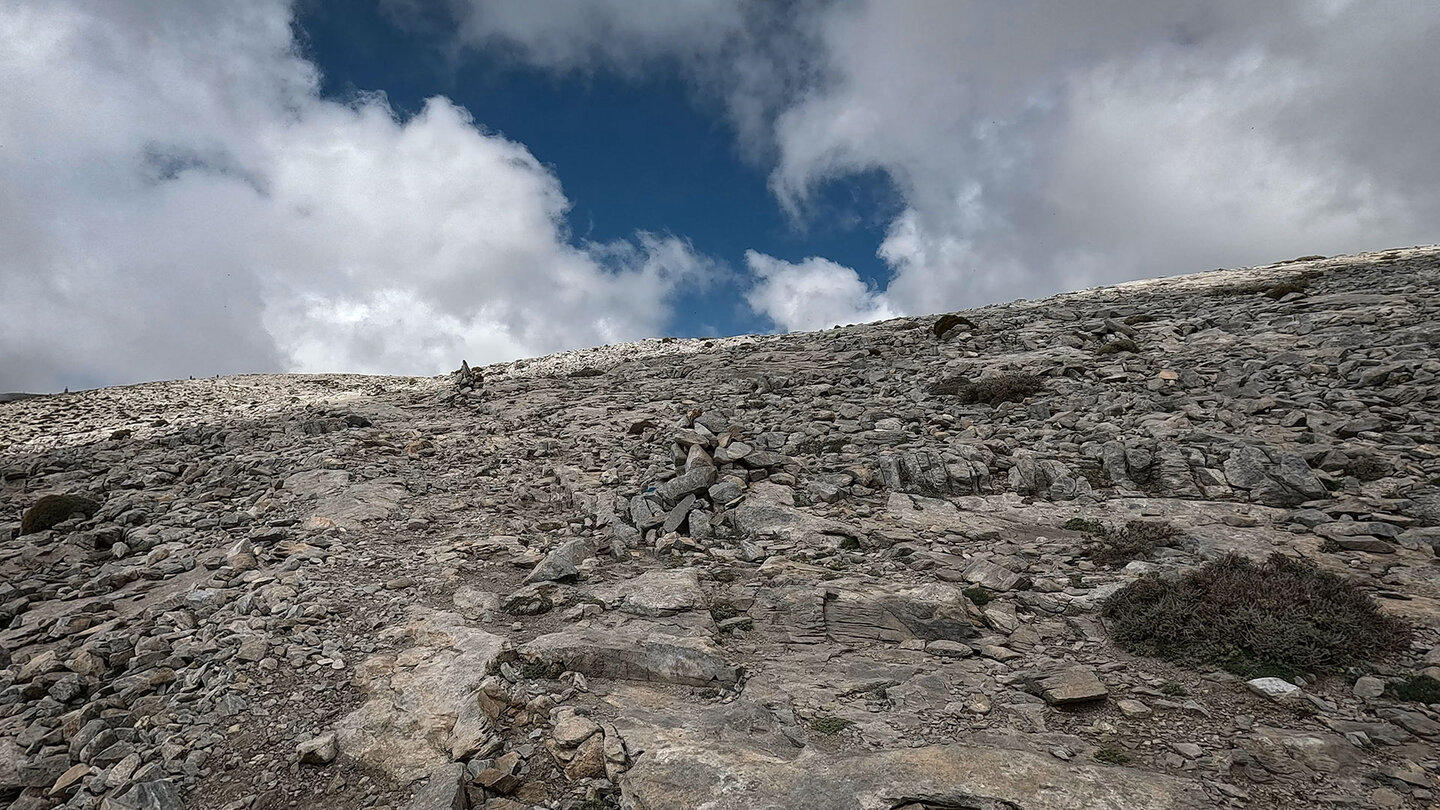 Aufstieg zum Pico La Maroma oder Pico Tejeda in der Provinz Malaga
