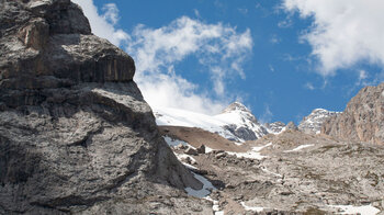 Blick zum Punta Penia in der Marmolatagruppe